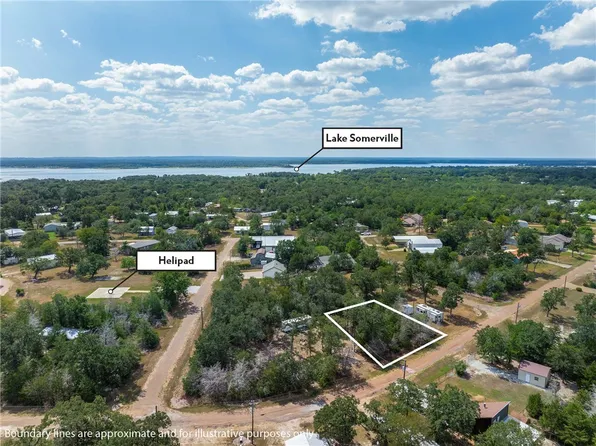 502 Gaywood Ln, Somerville, TX 77879