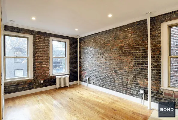 Rented by Bond New York | media 3