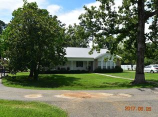 423 Walter Lott Rd, Seminary, MS 39479