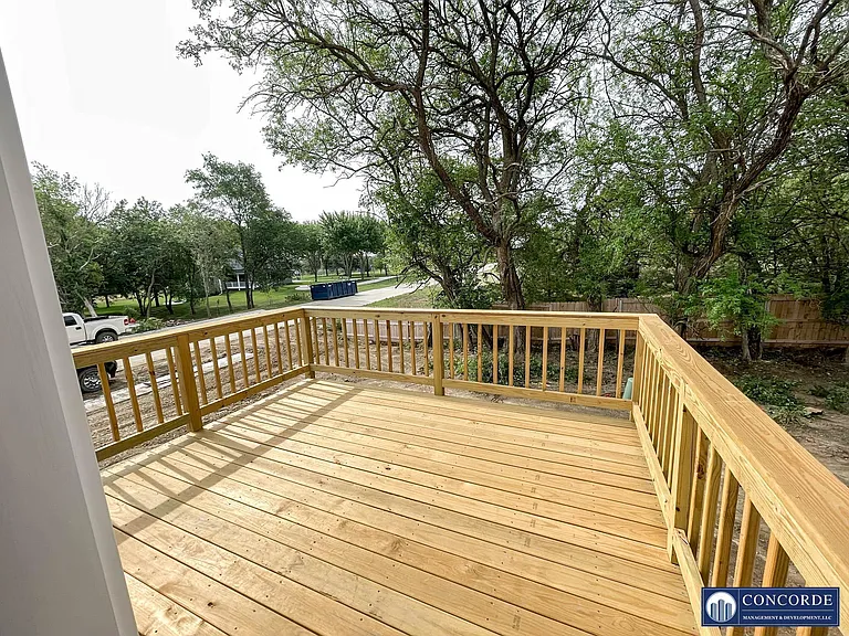 9103 Peregrine Rd — Photo 3