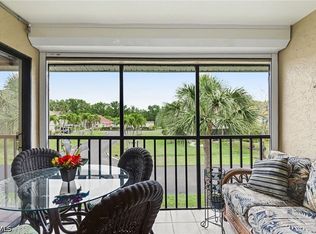 9652 Windsor Gardens Ln APT 203, Fort Myers, FL 33919