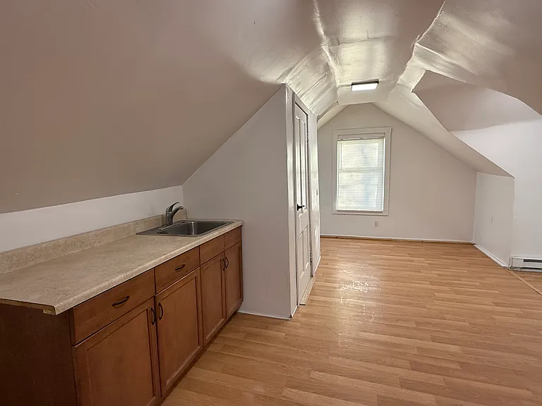 126 Argyle St #3 — Photo 14
