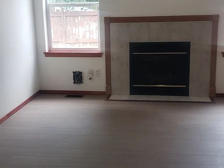 8809 Woodbourne Rd SW — Photo 5