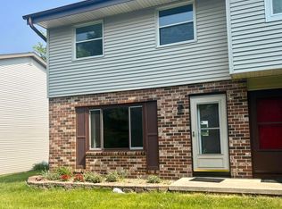 872 Castle Rd, Fond Du Lac, WI 54935
