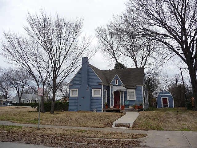 1st image of 202 S 12th St