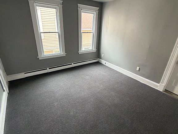 3rd image of 275 Walnut St #3
