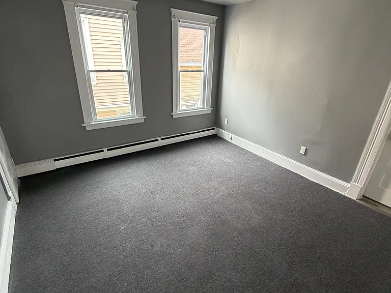 275 Walnut St #3 — Photo 3