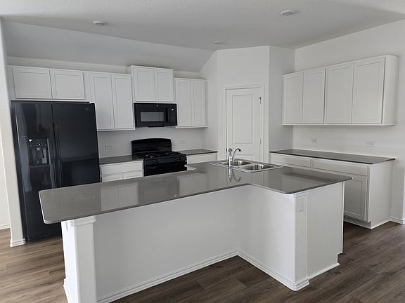 4th image of 204 Sonterra Dr