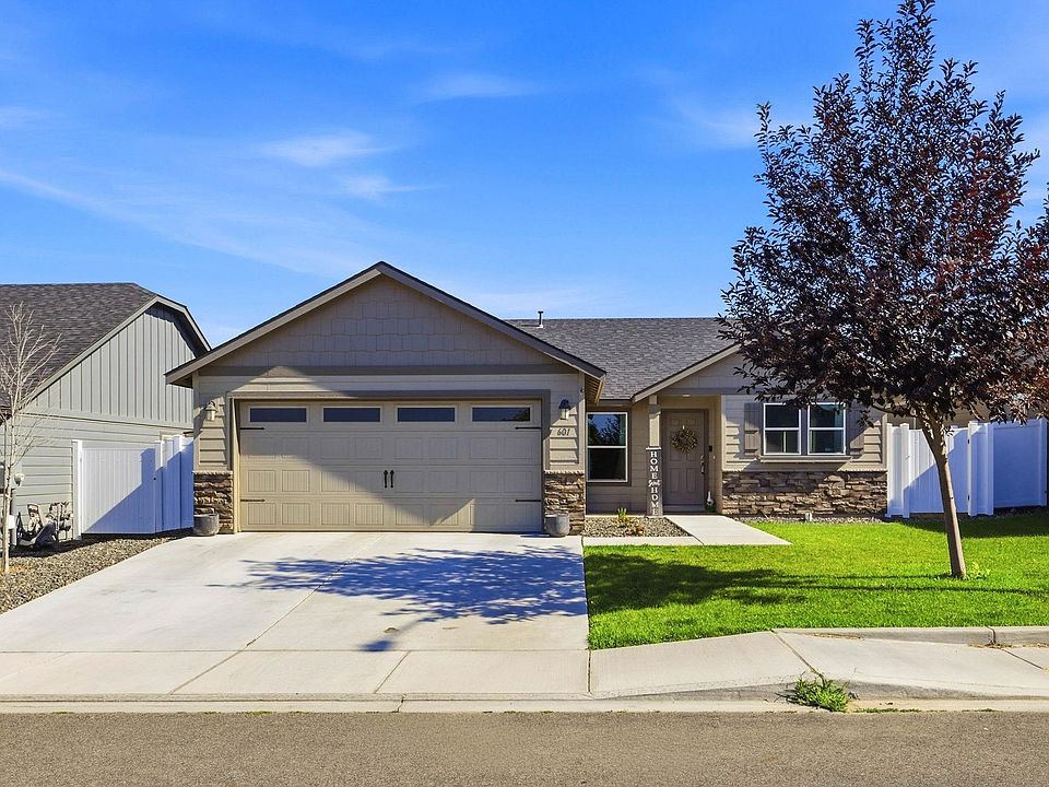 1st image of 601 Marysville Way
