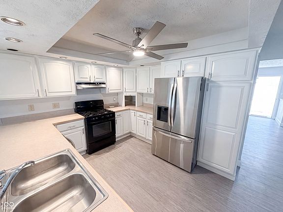 2nd image of 8223 Taunton Rd