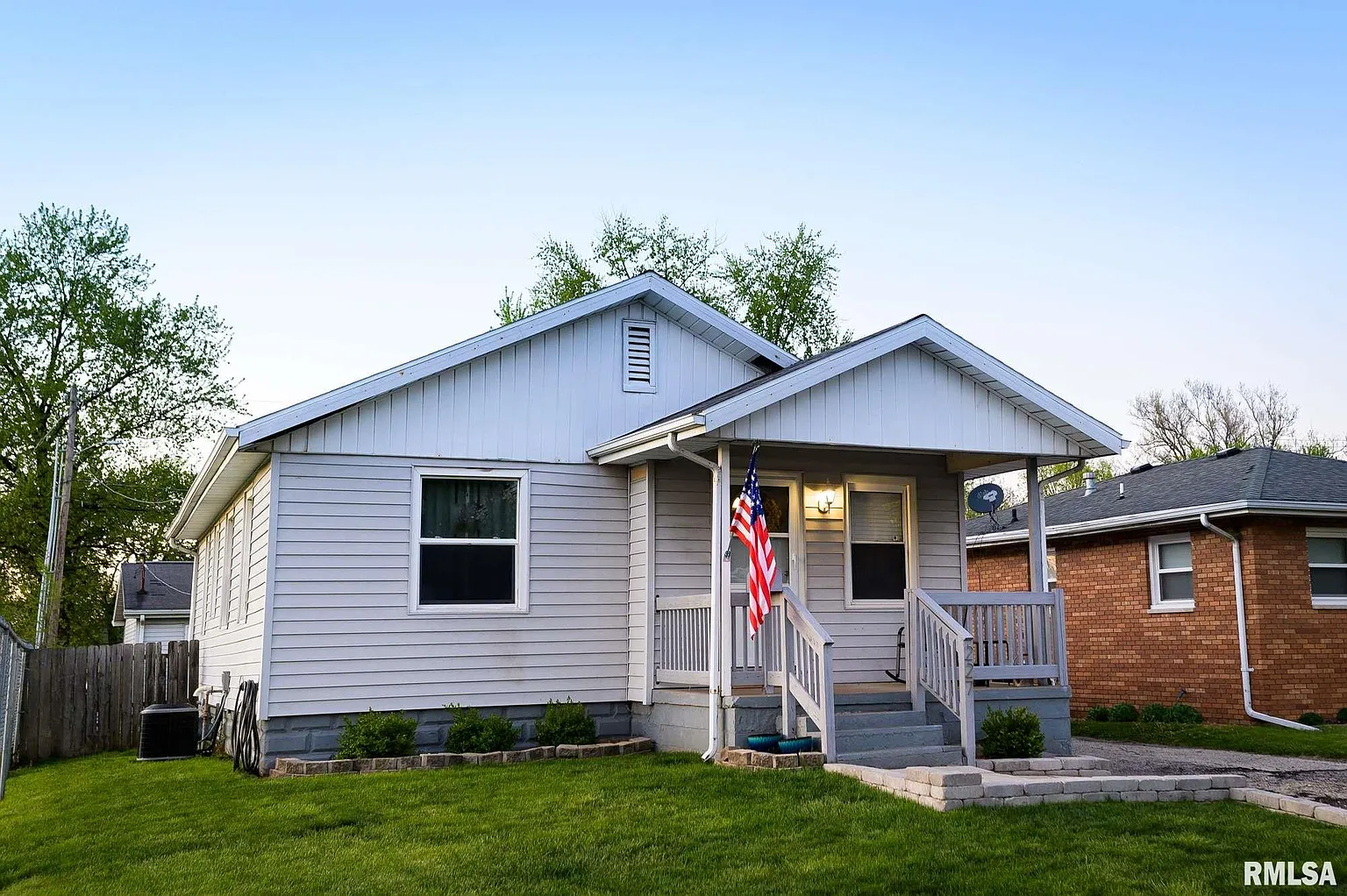227 Herget St photo 1