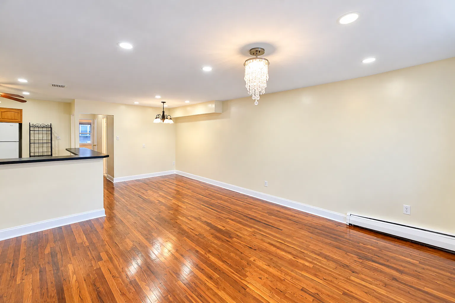 2064 East 57th Street — Photo 2
