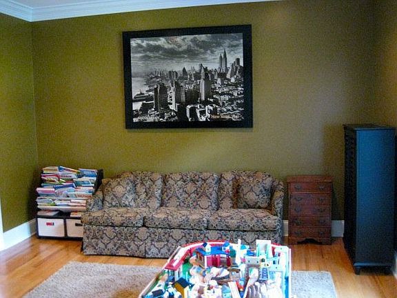 4th image of 175 Riverbottom Pl