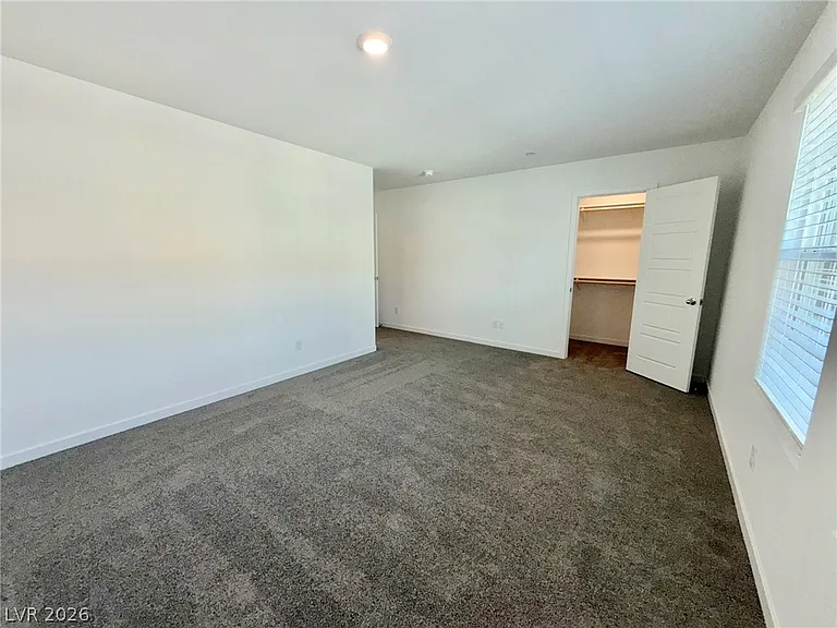 913 Rosy Starling St — Photo 16