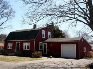 8 Forrester Rd, Wakefield, MA 01880