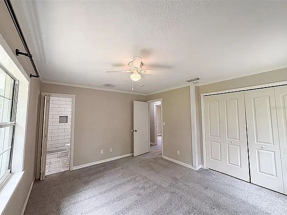3rd image of 4279 NE 32nd Cir #1