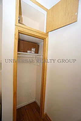 Rented by Universal Realty Group | media 23