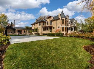 4130 N Greenview Ave, Chicago, IL 60613