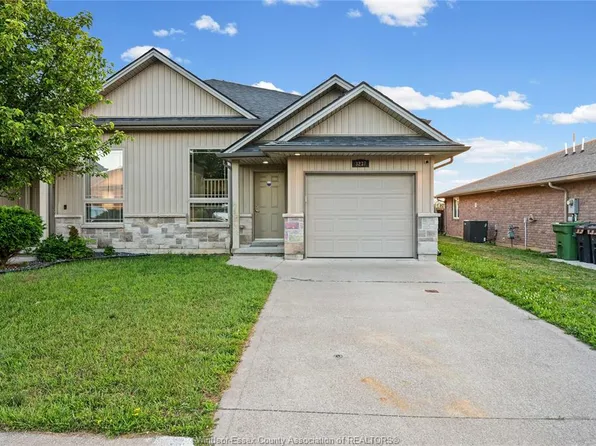 3237 Seville Ave, Windsor, ON N8N 0A3