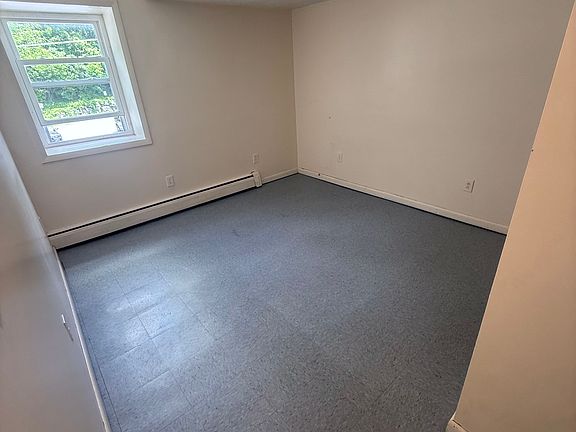 2nd image of 236 Genesee St #2