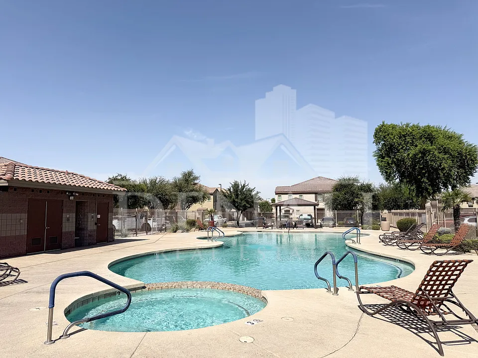 8198 W Groom Creek Rd