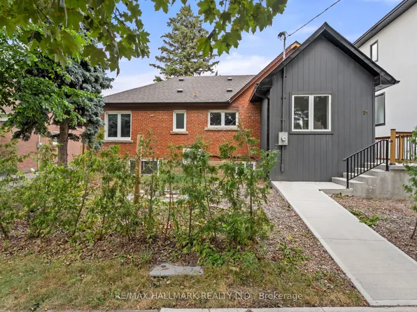 21 King High Ave, Toronto, ON M3H 3A8
