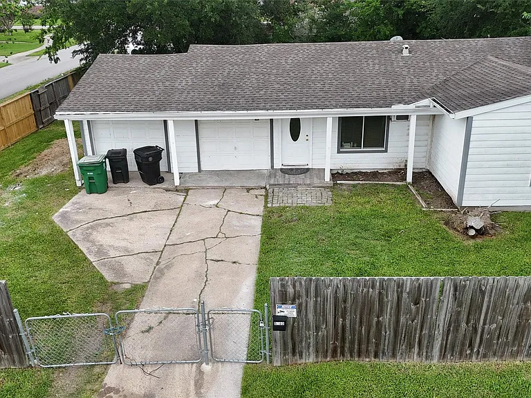 5103 Willow Glen Dr — Photo 2