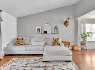 1232 River Rock Rd, Hanahan, SC 29410