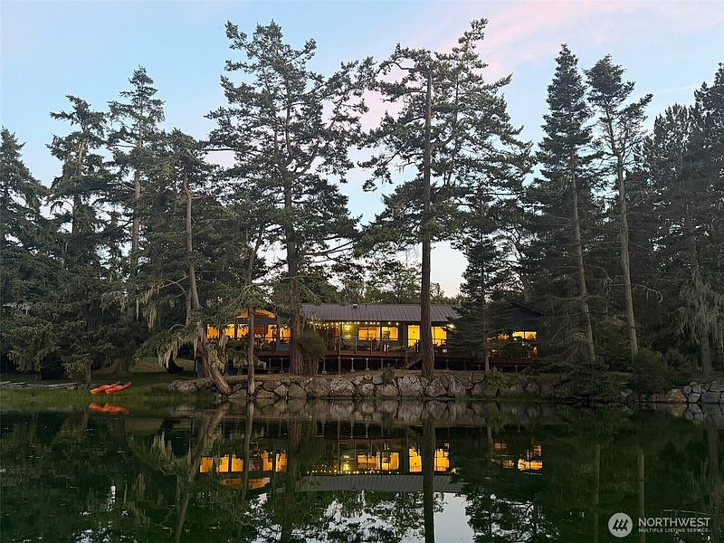 2nd image of 150 Marina Lane