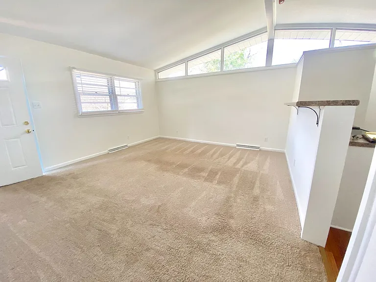 3106 Canterbury St — Photo 2