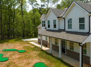 3350 Lanier Cir, Gainesville, GA 30506