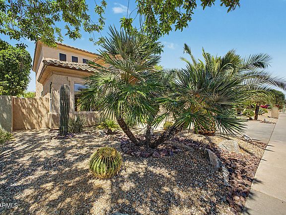 2nd image of 5236 E WOODRIDGE Drive