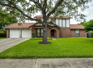 7511 Adrienne Ct, San Antonio, TX 78240