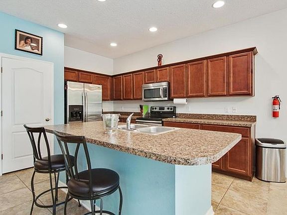 3rd image of 280 Maybeck Ct