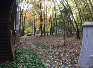 3261 Red Run Rd, Pocono Summit, PA 18346
