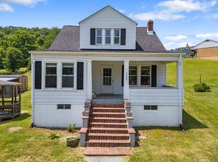 111 North St, Rich Creek, VA 24147