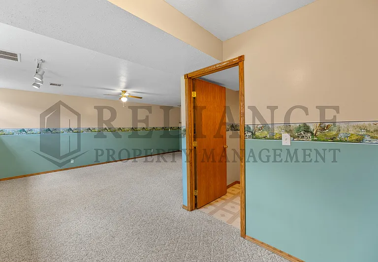 8502 W Westlawn Cir — Photo 23