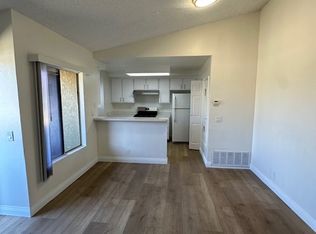 14008 McClure Ave APT W, Paramount, CA 90723