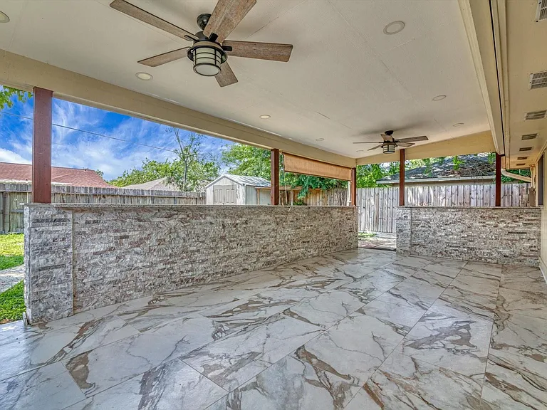 7431 Ridgeberry Dr — Photo 29