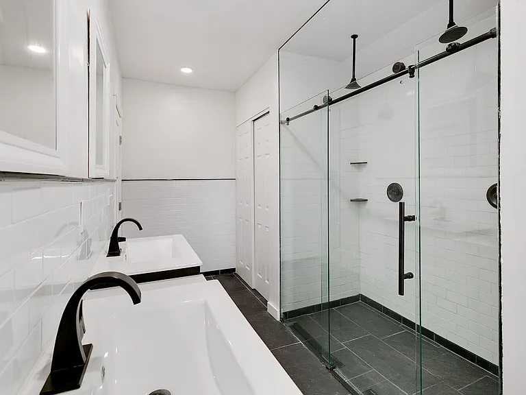 1579 N Franklin St #H — Photo 19