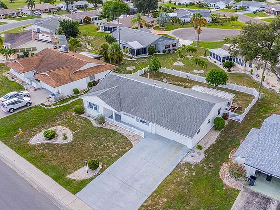 2nd image of 720 Fox Hills Dr