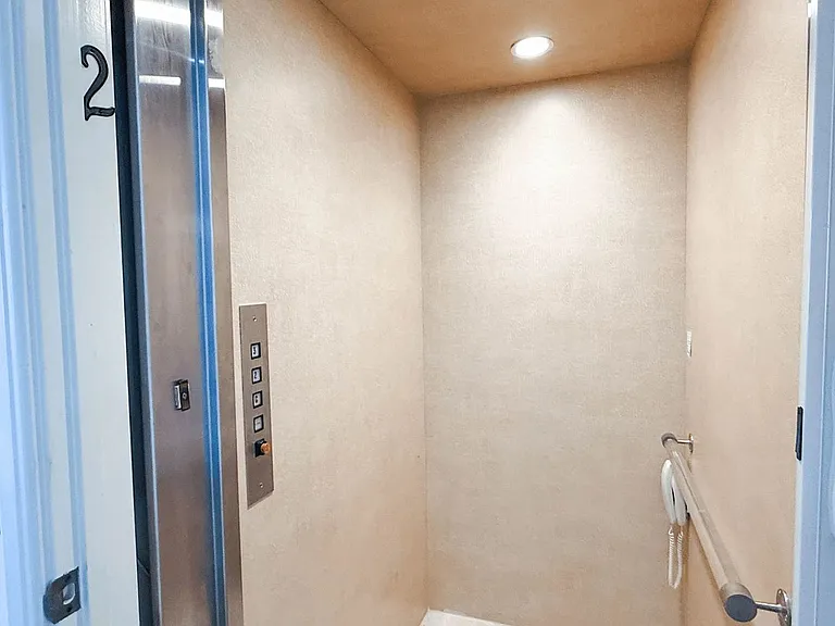Elevator