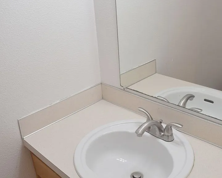 Denver Court- DEN — Photo 35