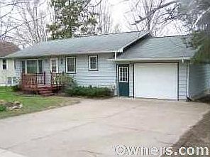 Cute and Cozy in Cadott