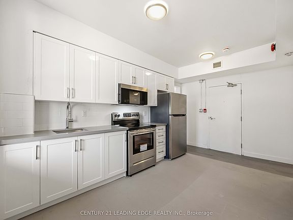5th image of 1 Leonard Ave #A-3