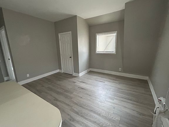 3rd image of 16 Lincoln St APT 5
