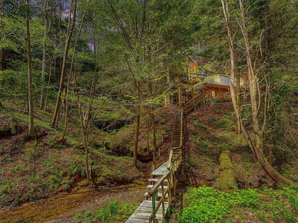24586 State Route 180, Rockbridge, OH 43149