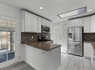 659 S Newark Ct, Aurora, CO 80012