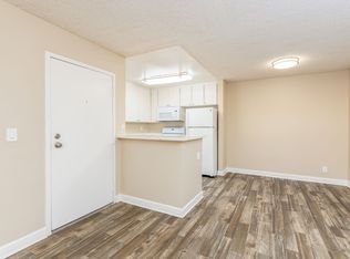 9413 Winter Gardens Blvd APT 60, Lakeside, CA 92040