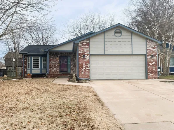 2710 S Yellowstone St, Wichita, KS 67215